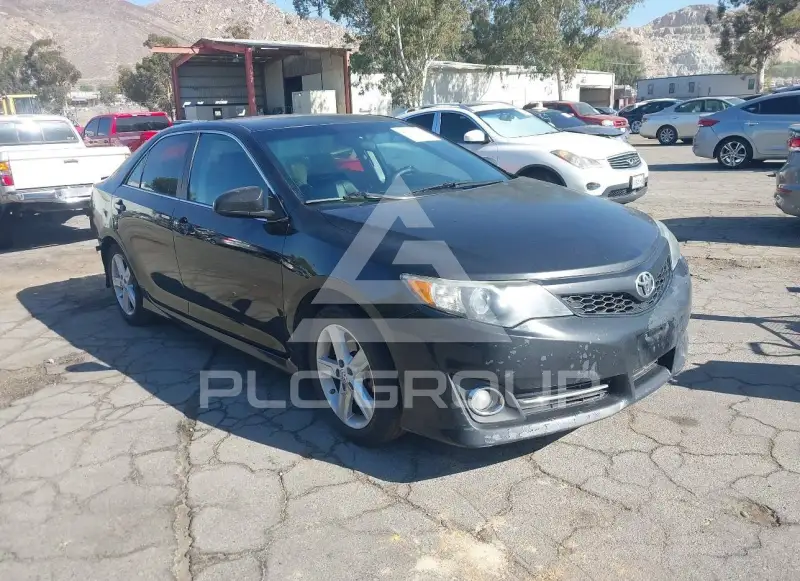2014 Toyota CAMRY photo