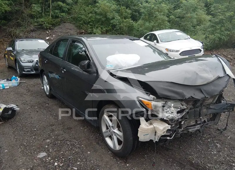 2014 Toyota CAMRY photo