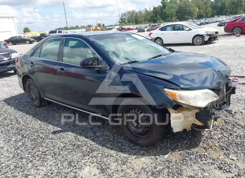2014 Toyota CAMRY photo