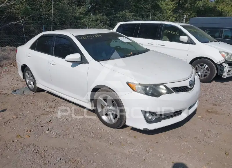 2014 Toyota CAMRY фото