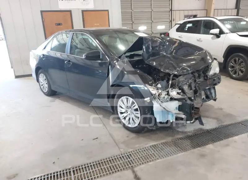 2014 Toyota CAMRY photo