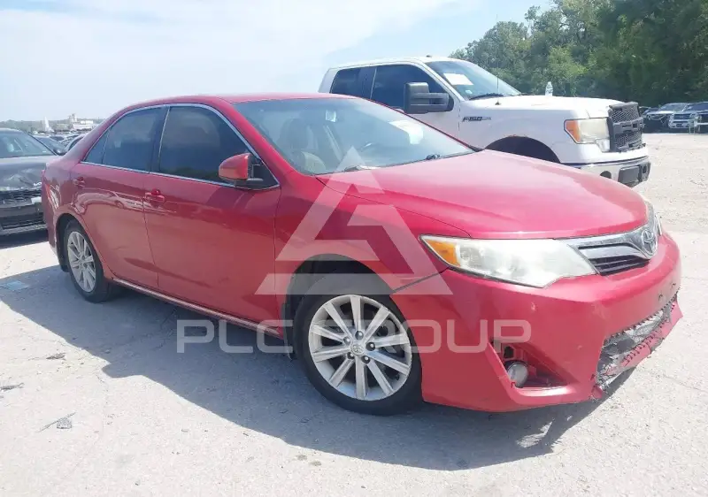 2014 Toyota CAMRY фото