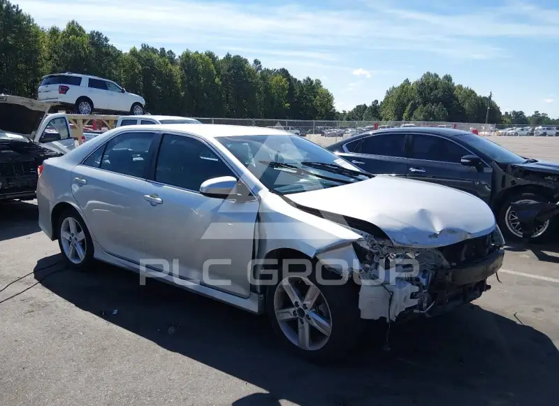 2014 Toyota CAMRY photo