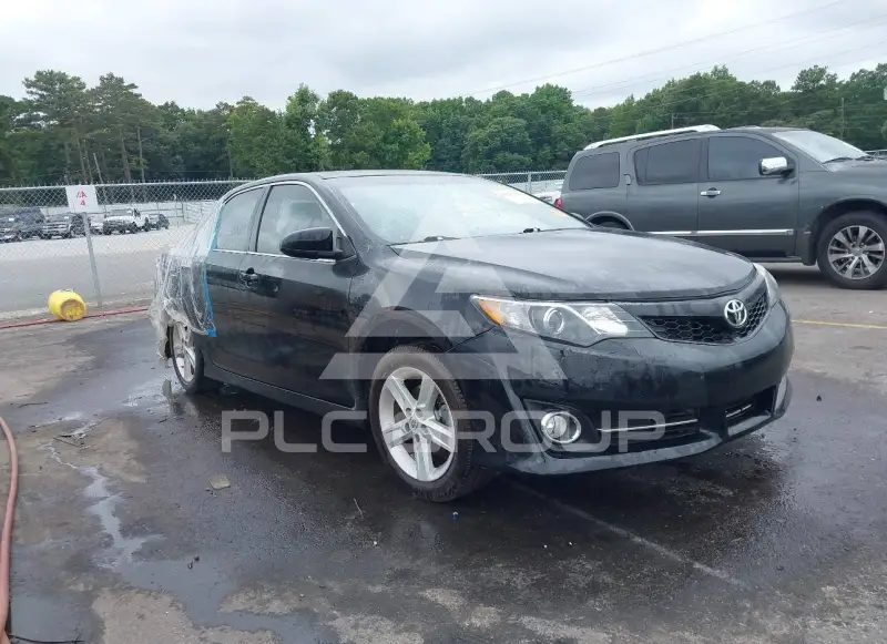 2014 Toyota CAMRY фото