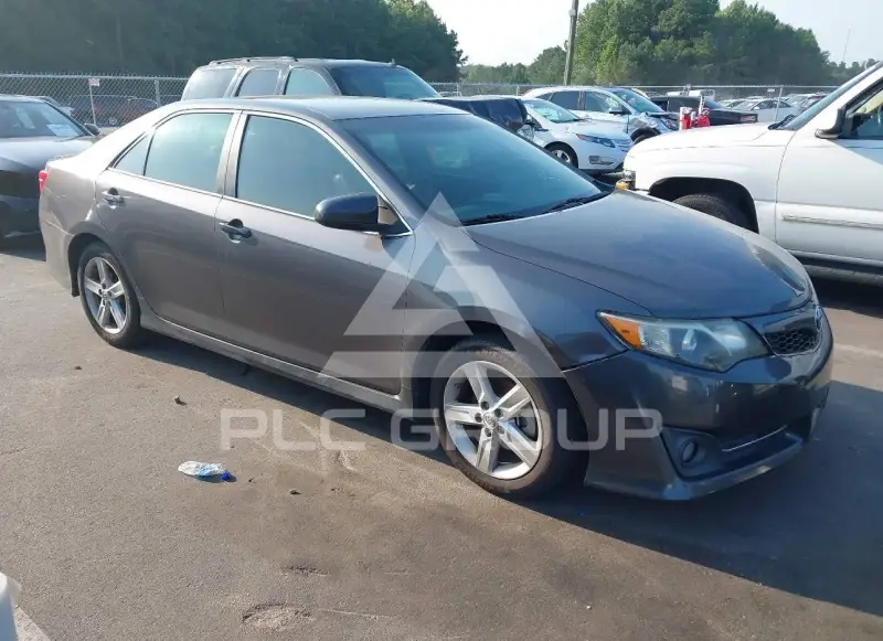 2014 Toyota CAMRY фото