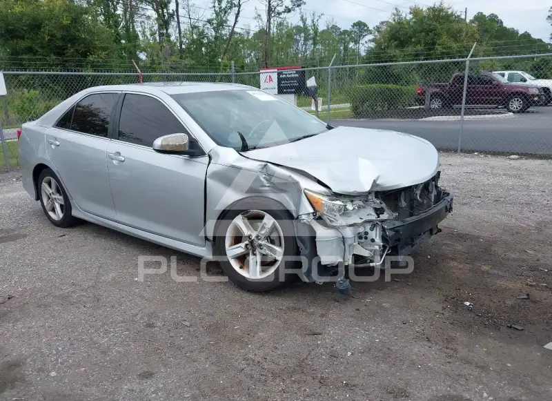 2014 Toyota CAMRY фото