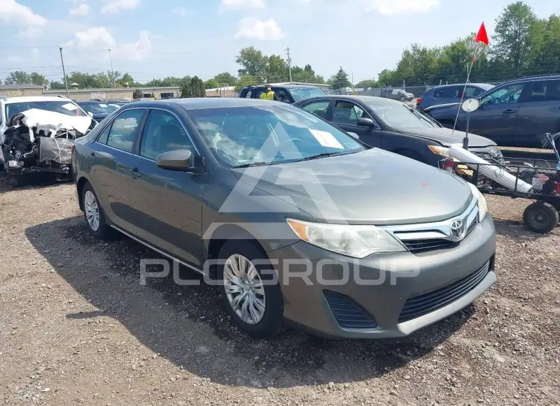 2014 Toyota CAMRY photo