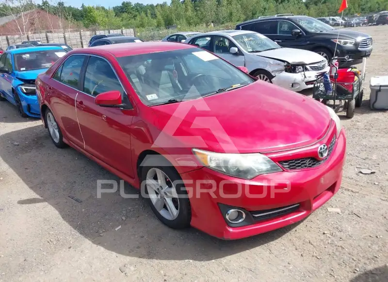 2014 Toyota CAMRY photo