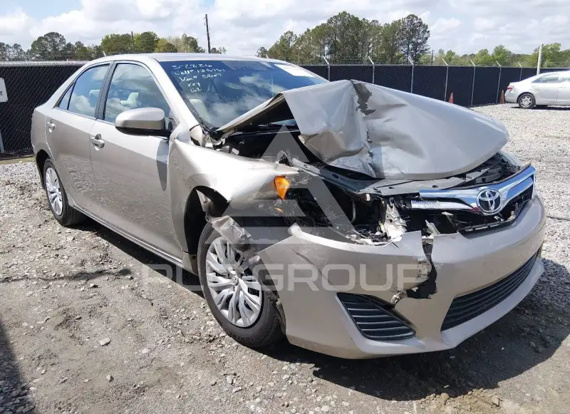 2014 Toyota CAMRY фото