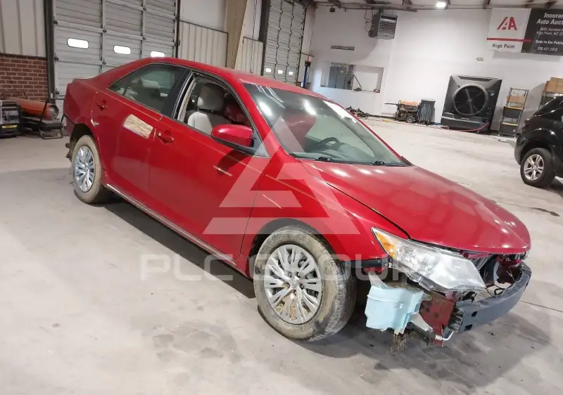 2014 Toyota CAMRY photo