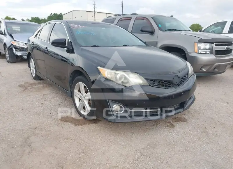 2014 Toyota CAMRY фото