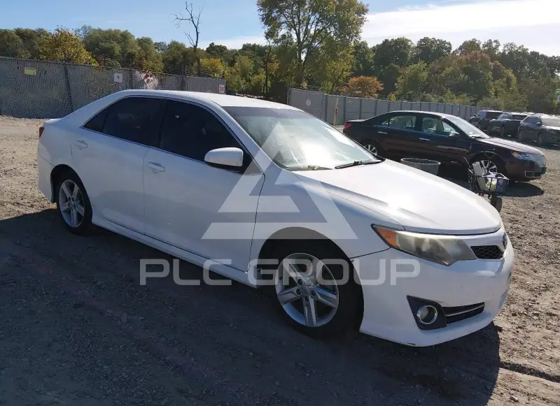 2014 Toyota CAMRY photo
