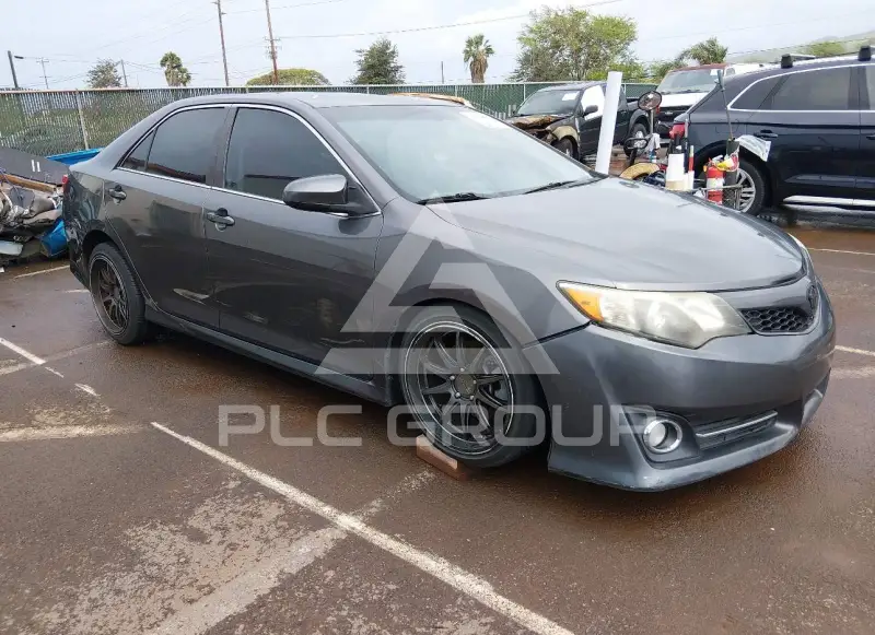 2014 Toyota CAMRY фото