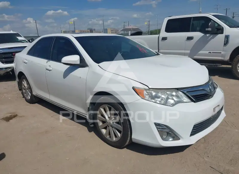 2014 Toyota CAMRY photo