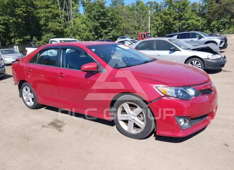 2014 Toyota CAMRY фото