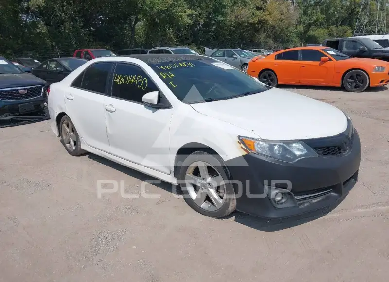 2014 Toyota CAMRY фото