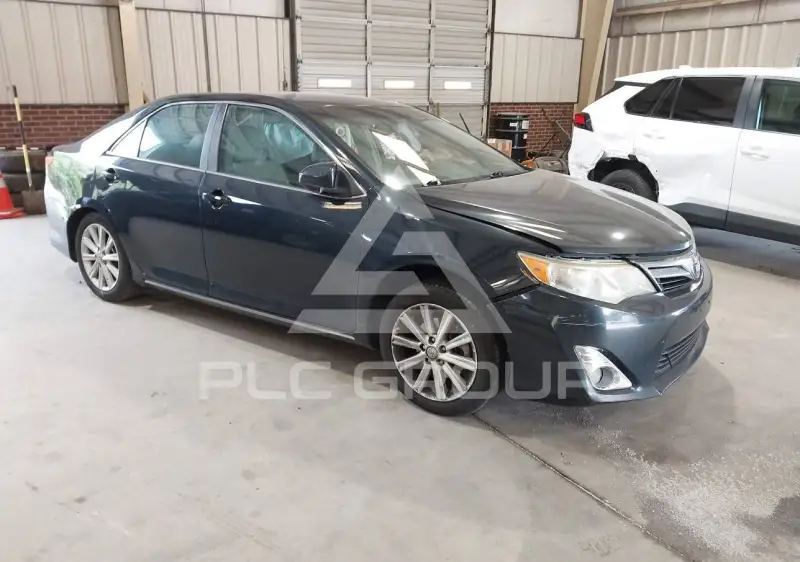 2014 Toyota CAMRY photo