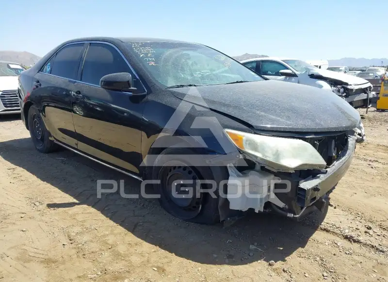 2014 Toyota CAMRY фото