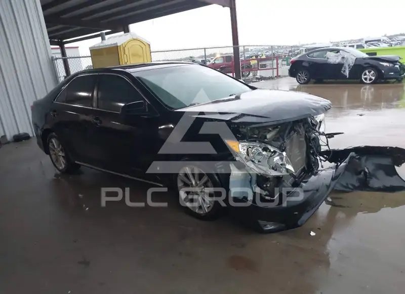 2014 Toyota CAMRY фото