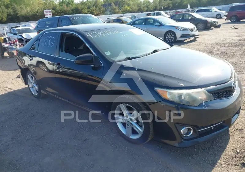 2014 Toyota CAMRY фото