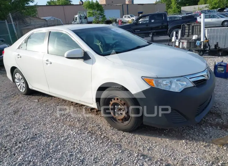 2014 Toyota CAMRY фото