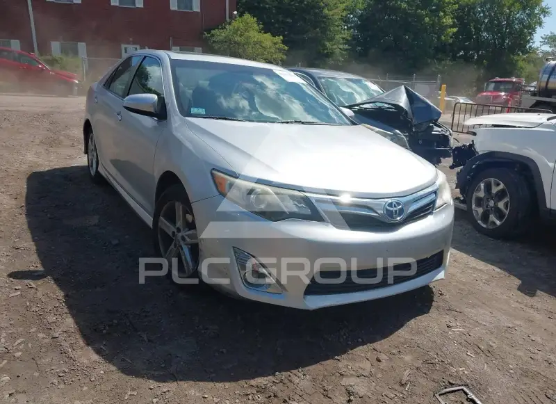2014 Toyota CAMRY photo