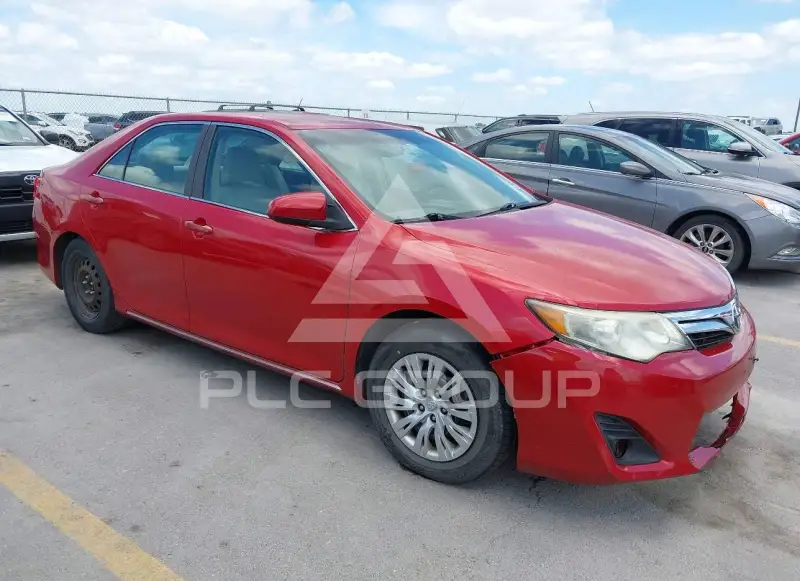 2014 Toyota CAMRY фото