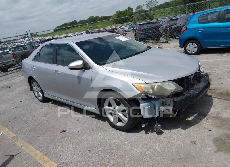 2014 Toyota CAMRY фото