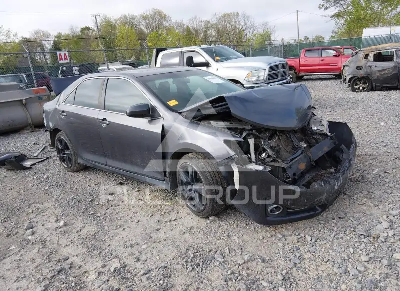 2014 Toyota CAMRY фото