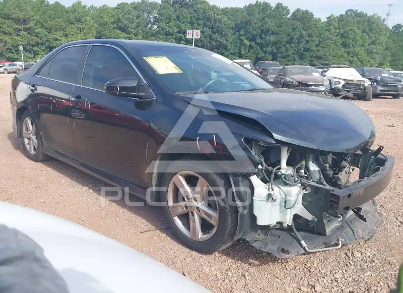 2014 Toyota CAMRY photo