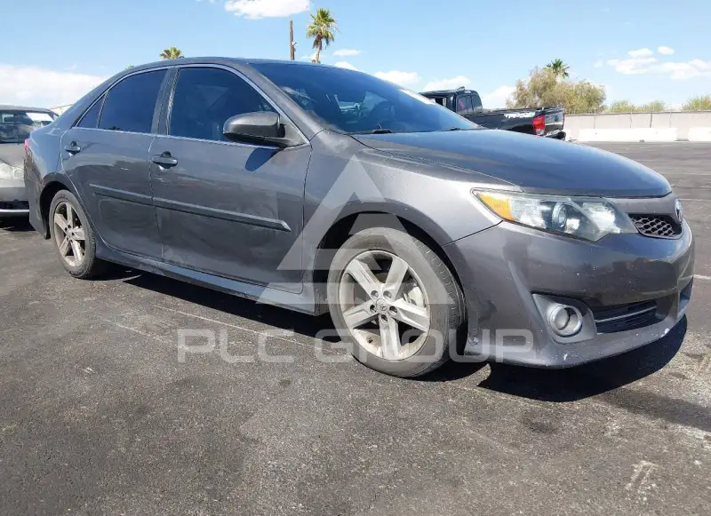 2014 Toyota CAMRY photo