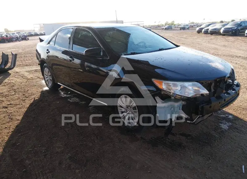 2014 Toyota CAMRY фото