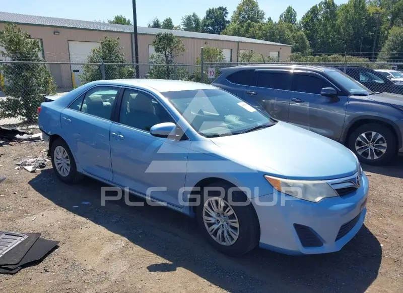 2014 Toyota CAMRY фото