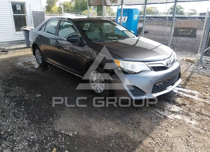 2014 Toyota CAMRY photo