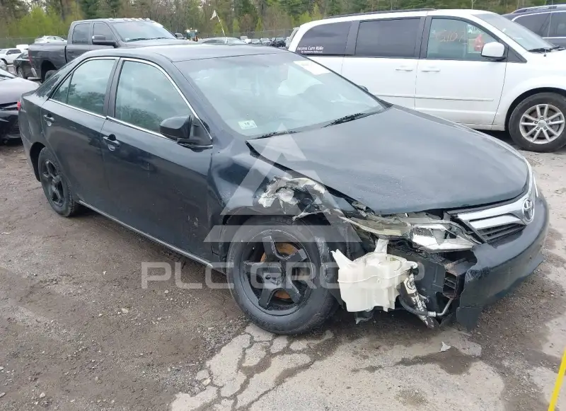 2014 Toyota CAMRY фото