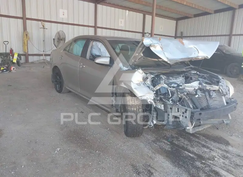 2014 Toyota CAMRY фото