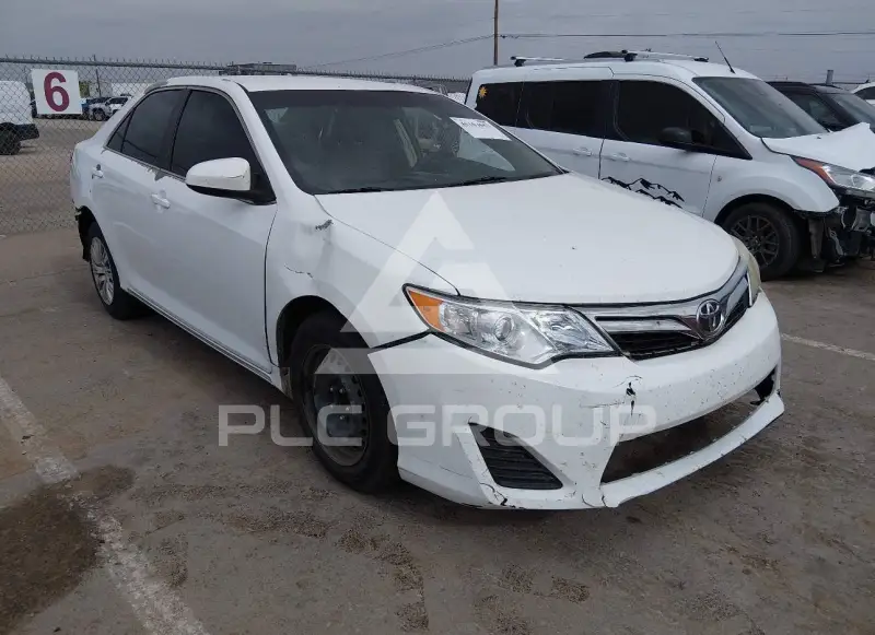 2014 Toyota CAMRY фото