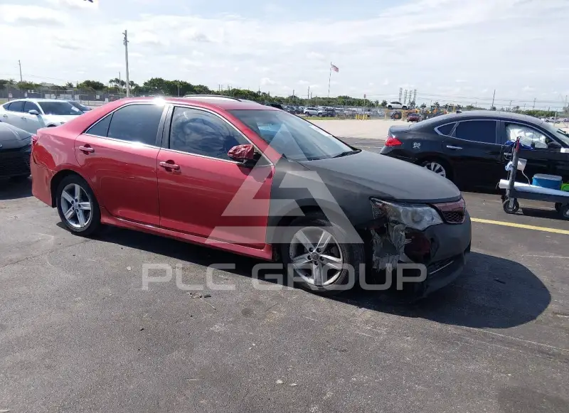2014 Toyota CAMRY фото