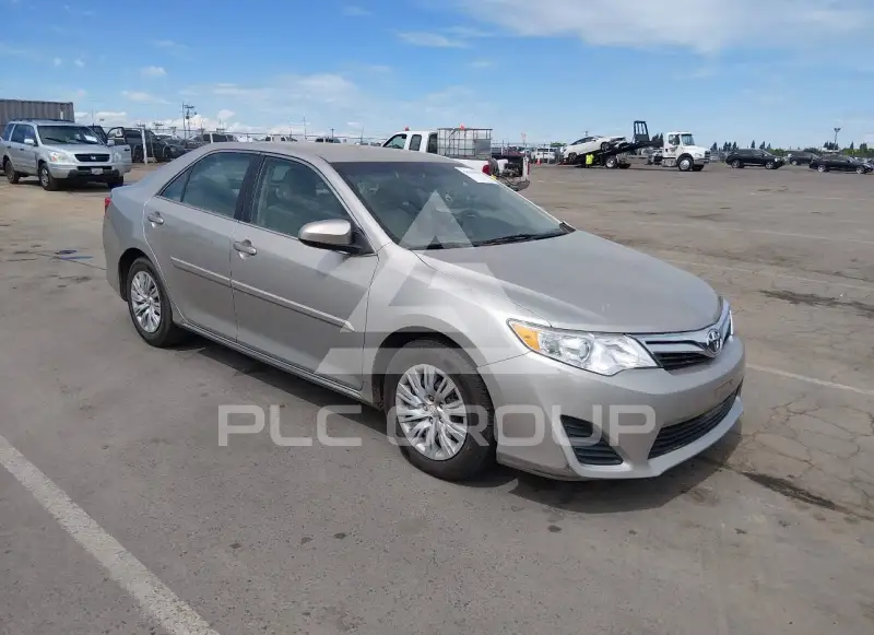 2014 Toyota CAMRY фото