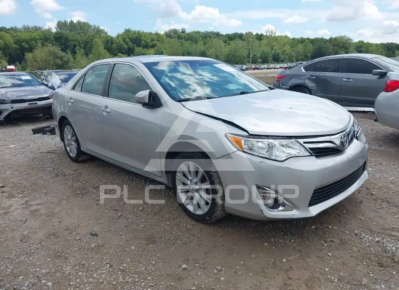 2014 Toyota CAMRY photo