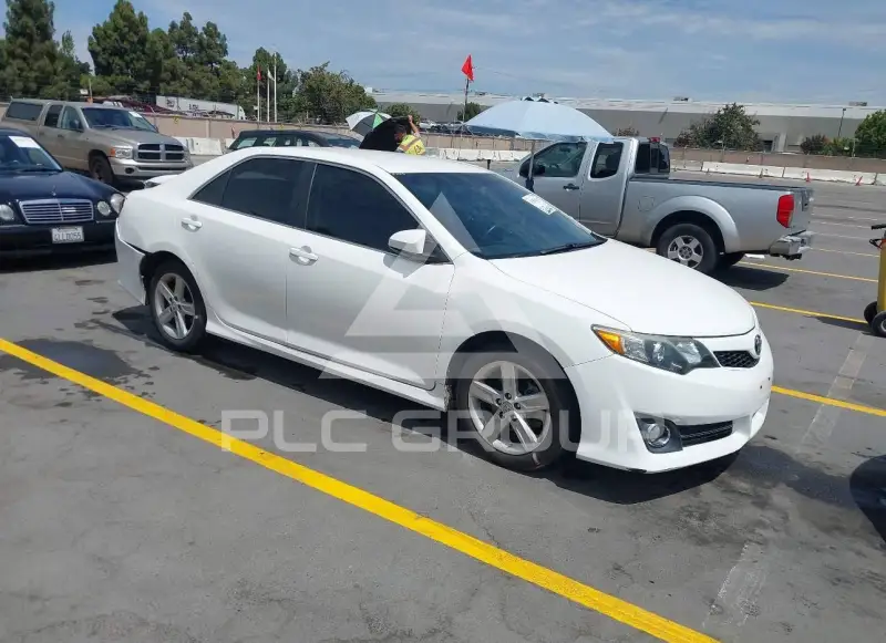2014 Toyota CAMRY photo