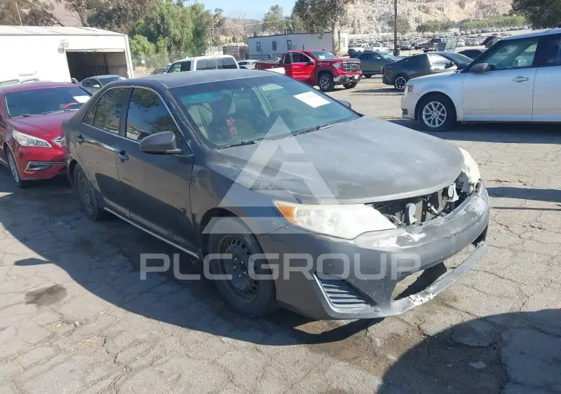 2014 Toyota CAMRY фото