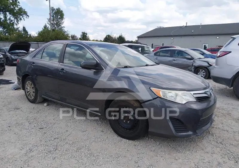 2014 Toyota CAMRY фото