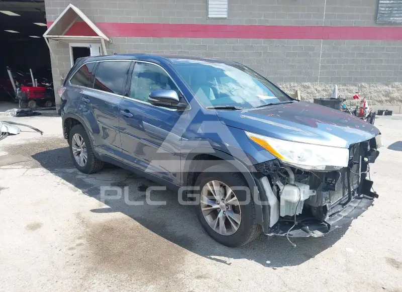 2014 Toyota Highlander фото
