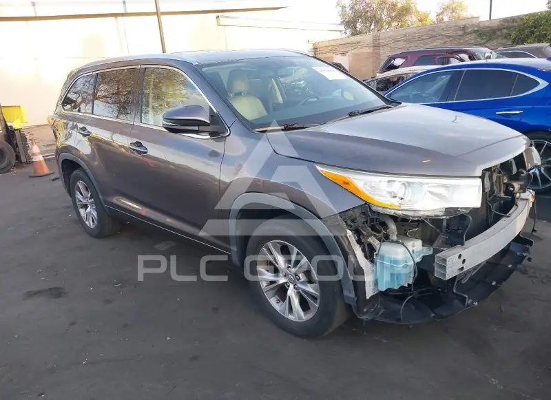 2014 Toyota Highlander фото