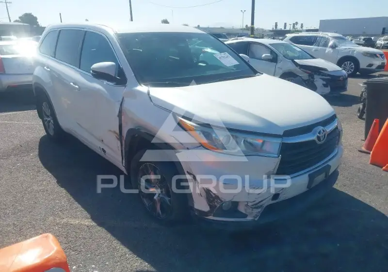 2014 Toyota Highlander фото