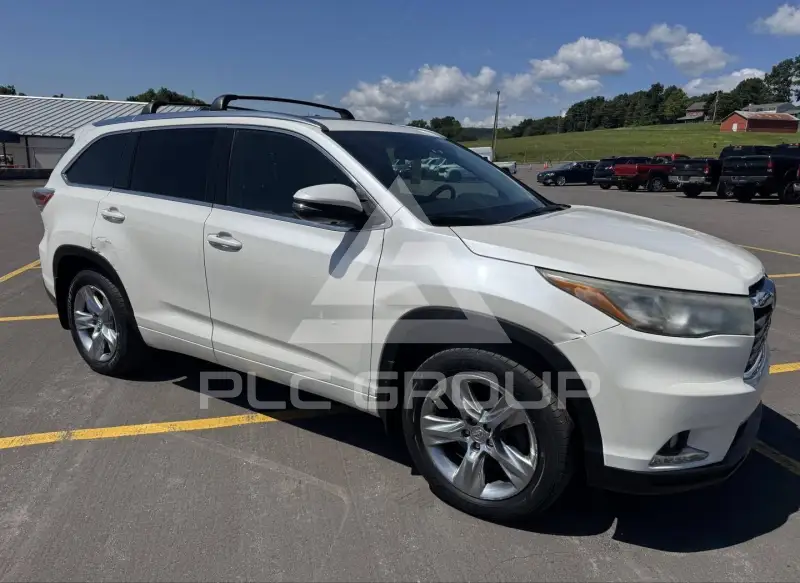 2014 Toyota Highlander photo