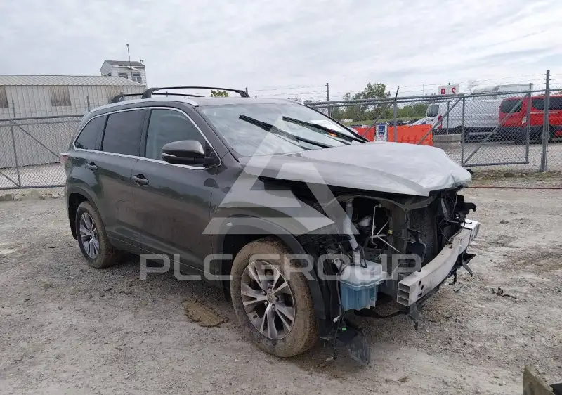 2014 Toyota Highlander photo
