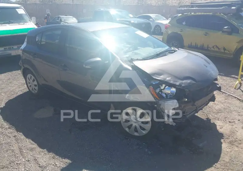 2014 Toyota PRIUS фото