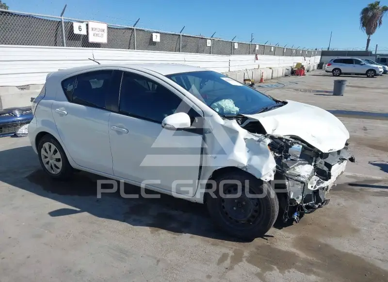 2014 Toyota PRIUS фото